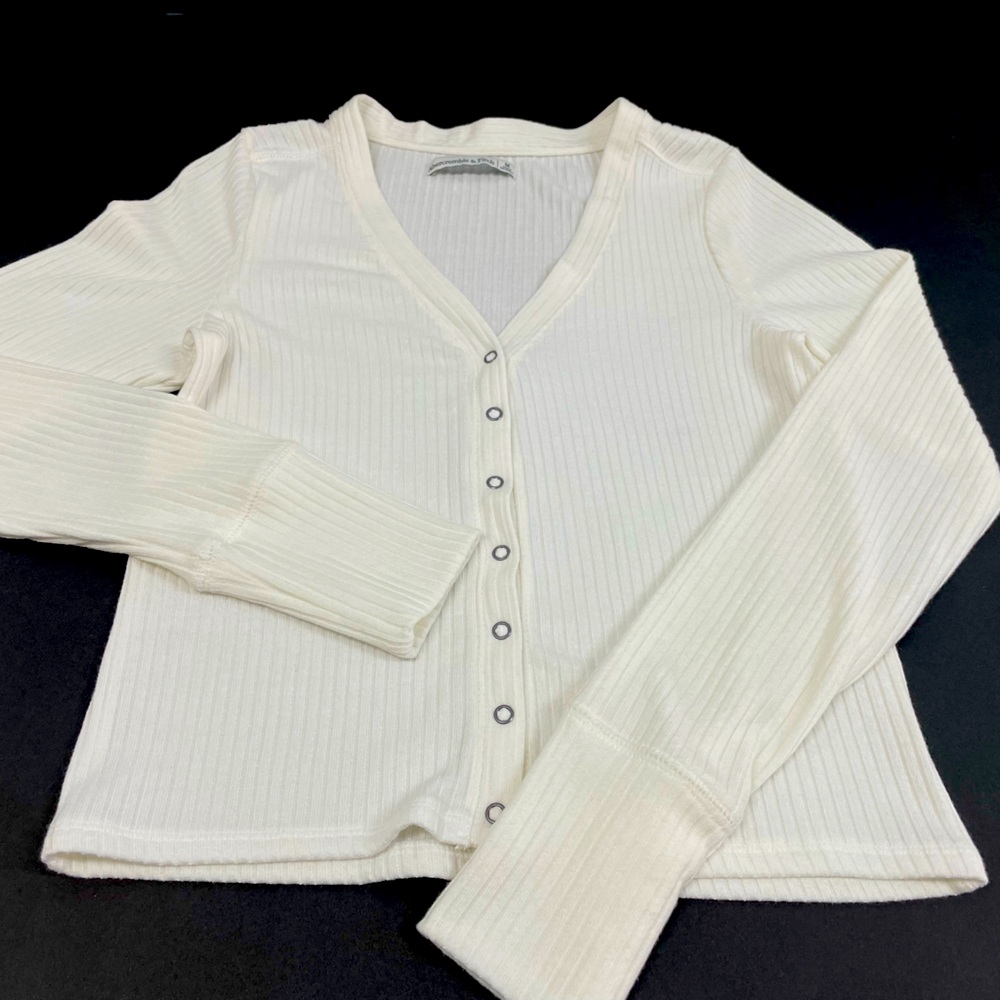 Abercrombie Long-Sleeved Button Down, Size Medium, White